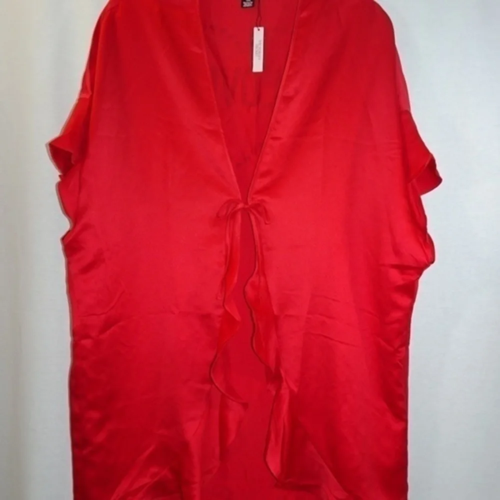 Victoria's Secret satin  robe Kimono Red Love